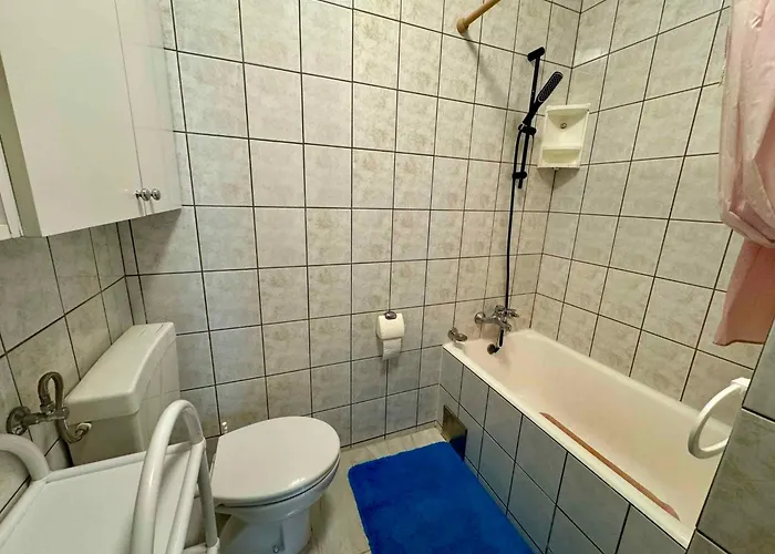 In 53136 Jadranovo
